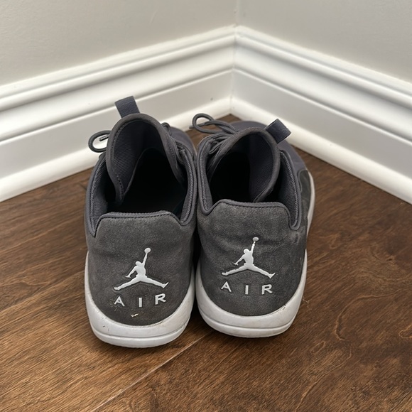 Nike Jordan air- gray men size 10 - Picture 1 of 6